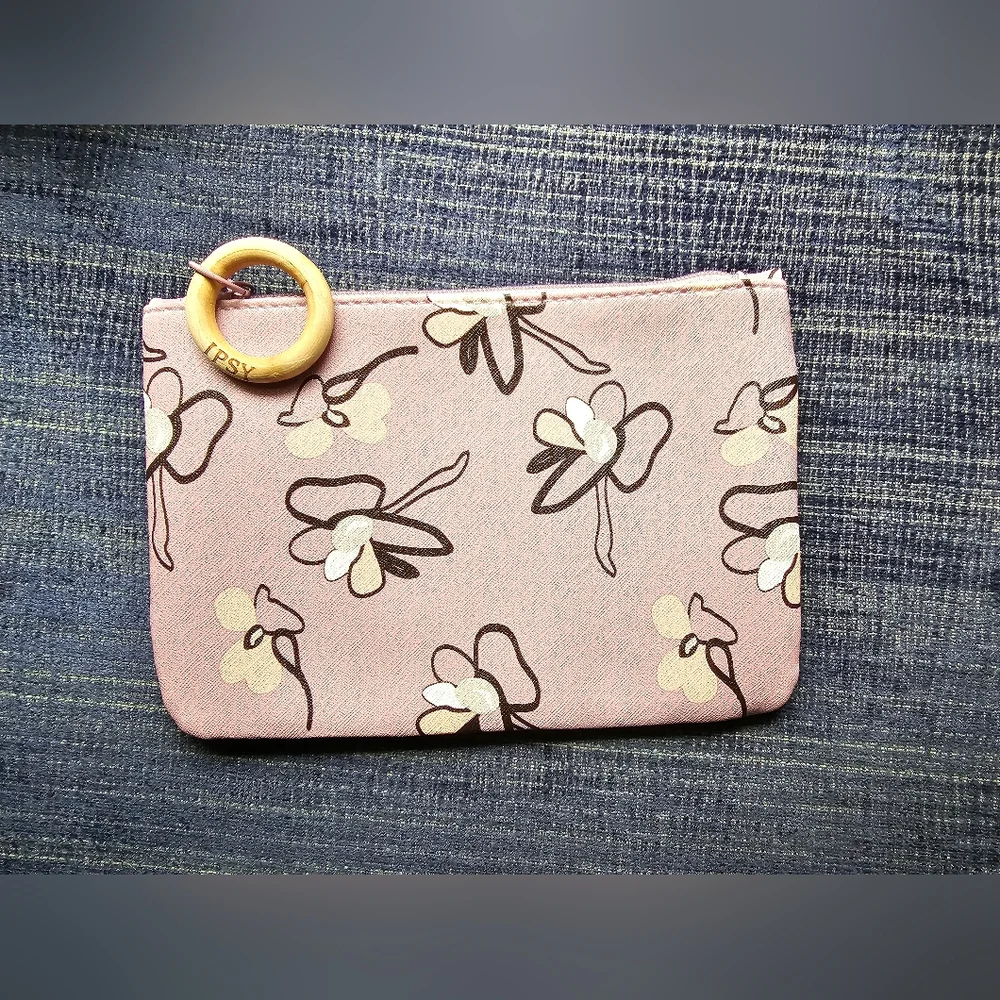 Ipsy purple lavender floral with wood handle makeup pouch